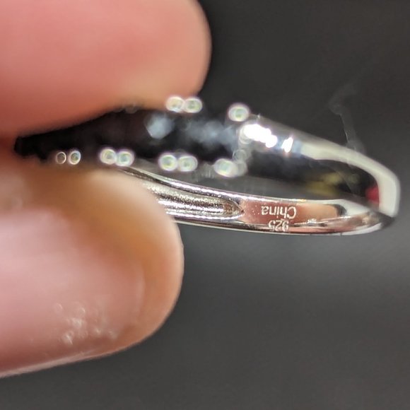 Gorgeous Faceted Black Spinel and Sterling - Picture 5 of 5